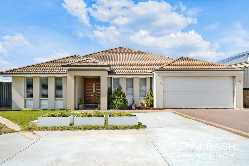 Photo - 25 Mayroyd Drive, Ellenbrook WA 6069 - Image 2