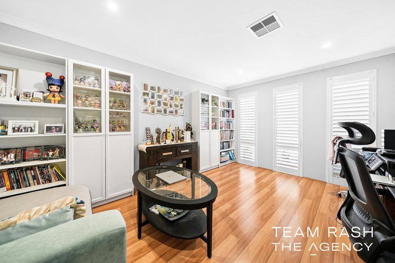 Photo - 25 Mayroyd Drive, Ellenbrook WA 6069 - Image 4