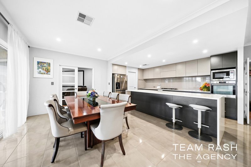Photo - 25 Mayroyd Drive, Ellenbrook WA 6069 - Image 9