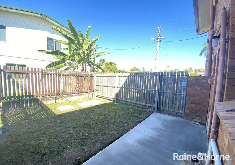 Photo - 2/5 Mccann Street, South Gladstone QLD 4680 - Image 14