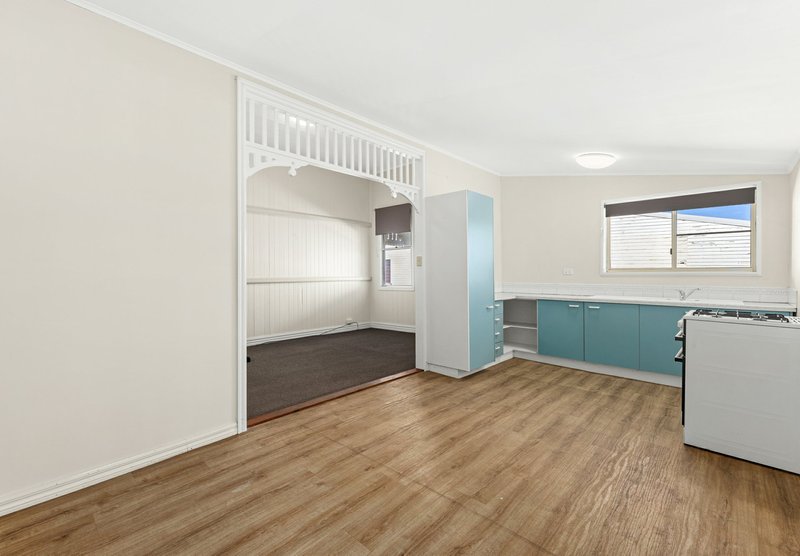 Photo - 25 Mcevoy Street, Warwick QLD 4370 - Image 11