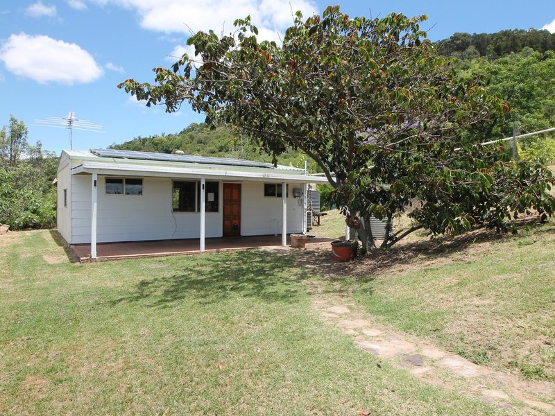 Photo - 25 Mcgarrigal Road, Laidley Creek West QLD 4341 - Image 14