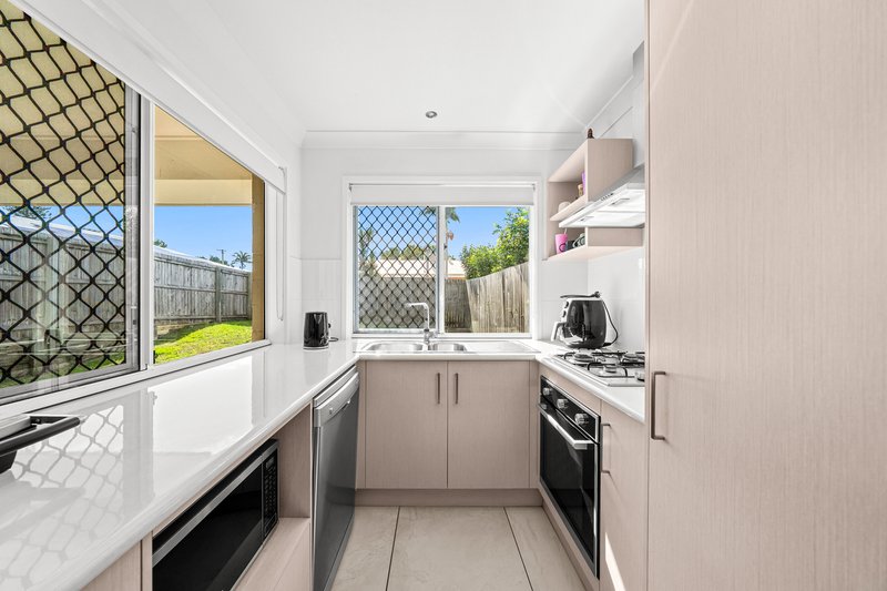 Photo - 2/5 Mcgill Street, Raceview QLD 4305 - Image 6