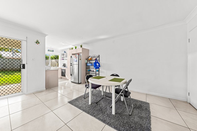 Photo - 2/5 Mcgill Street, Raceview QLD 4305 - Image 9