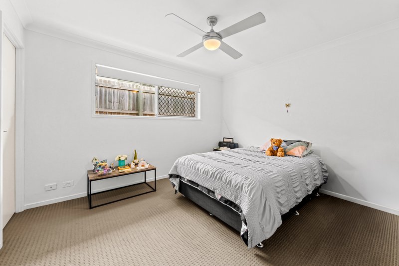 Photo - 2/5 Mcgill Street, Raceview QLD 4305 - Image 14