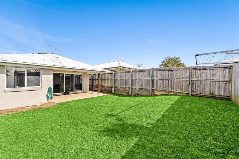 Photo - 2/5 Mcgill Street, Raceview QLD 4305 - Image 19