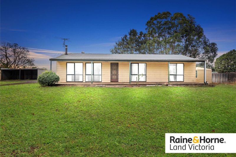 Photo - 25 Mcivors Road, Kilmore VIC 3764 - Image 3