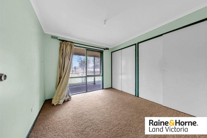 Photo - 25 Mcivors Road, Kilmore VIC 3764 - Image 8