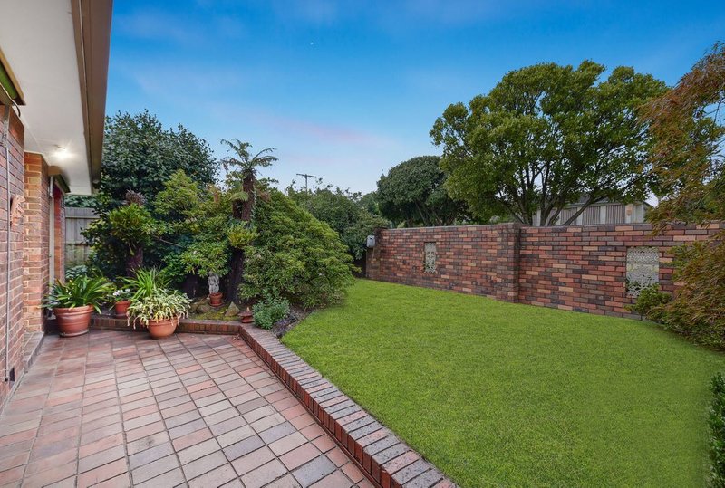 Photo - 25 Meadowbrook Drive, Wheelers Hill VIC 3150 - Image 14