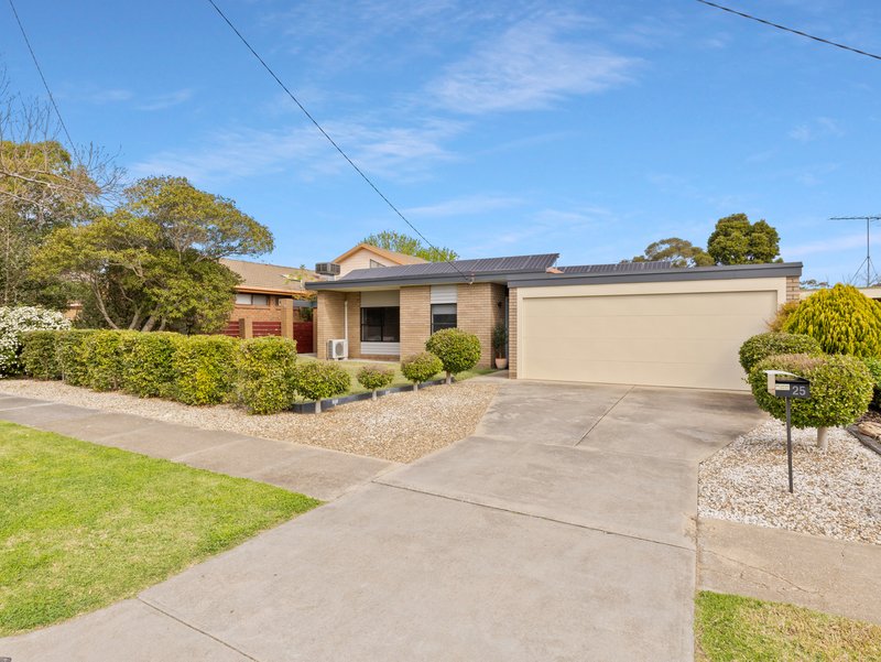 Photo - 25 Medowra Avenue, Wangaratta VIC 3677 - Image 20