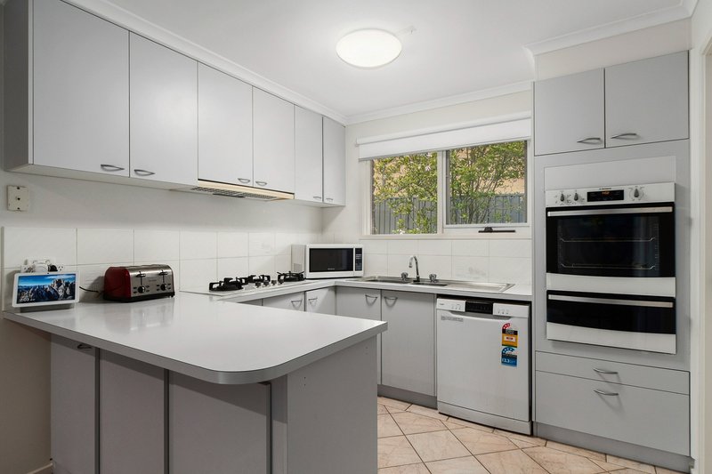 Photo - 25 Melaleuca Crescent, Langwarrin VIC 3910 - Image 5