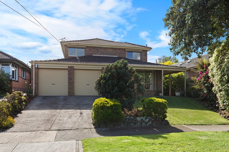 25 Merton Close, Cheltenham VIC 3192