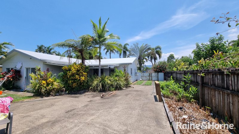 Photo - 25 Middlemiss Street, Mossman QLD 4873 - Image 5