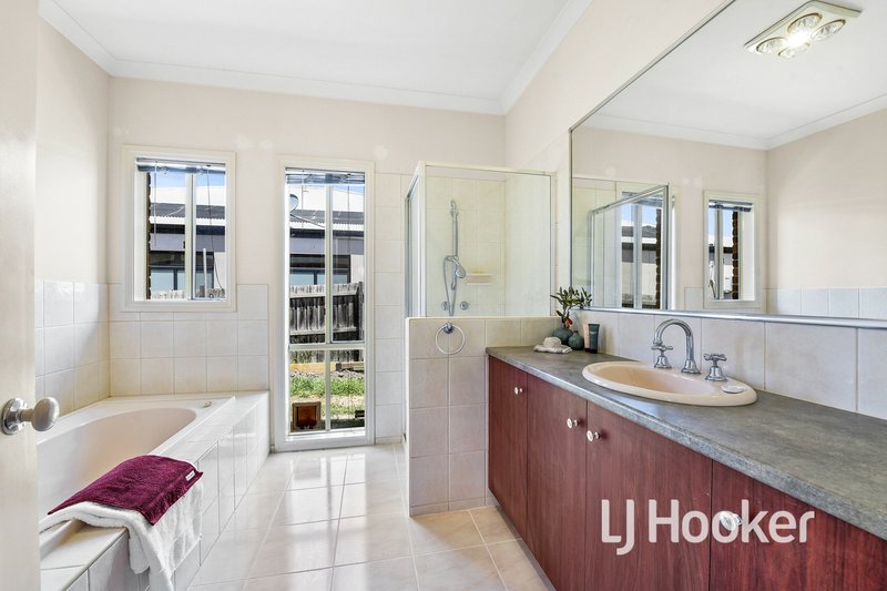 Photo - 25 Mikey Boulevard, Beaconsfield VIC 3807 - Image 15