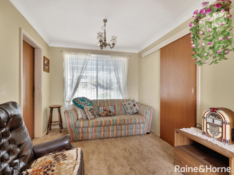 Photo - 25 Miller Street, Windradyne NSW 2795 - Image 5