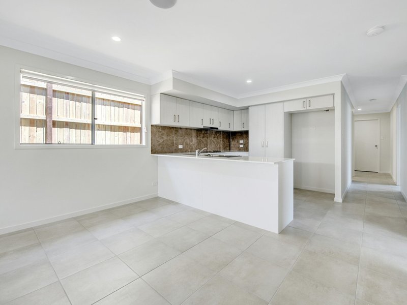Photo - 25 Monarch Street, Flagstone QLD 4280 - Image 4