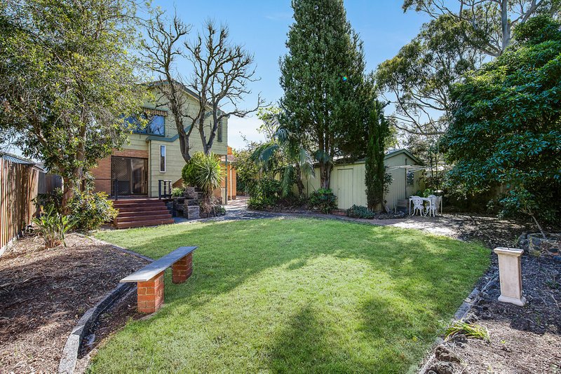 Photo - 25 Monash Drive, Mulgrave VIC 3170 - Image 9