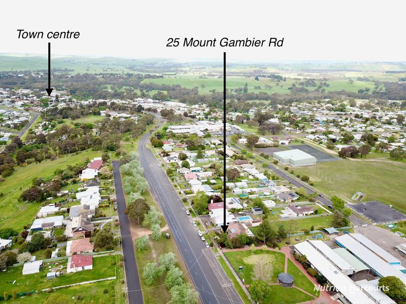 Photo - 25 Mt Gambier Road, Casterton VIC 3311 - Image 16