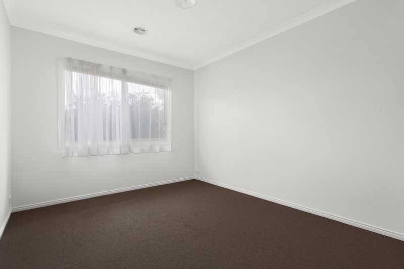 Photo - 2/5 Murdo Road, Clayton VIC 3168 - Image 3