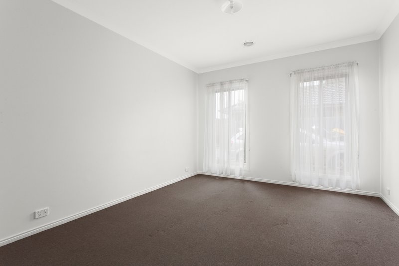 Photo - 2/5 Murdo Road, Clayton VIC 3168 - Image 6