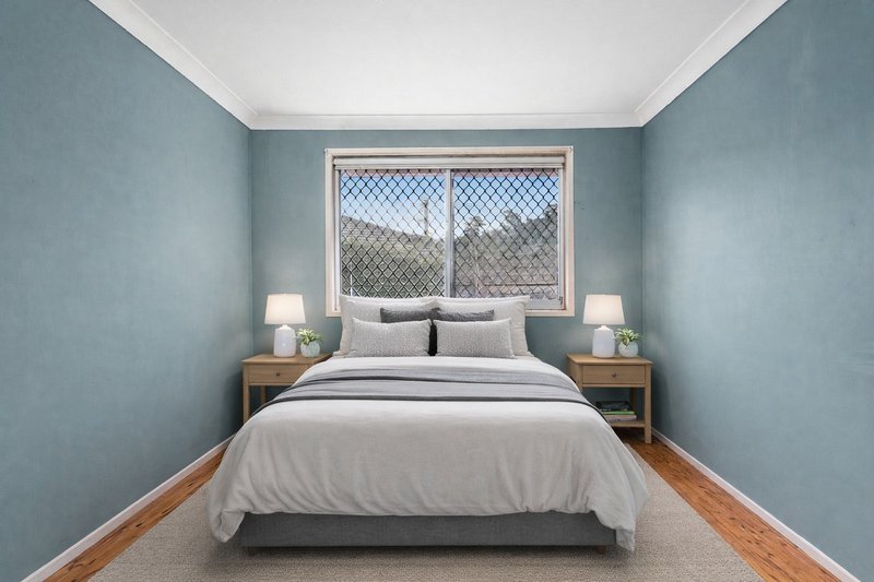 Photo - 2/5 Musgrave Place, Figtree NSW 2525 - Image 4