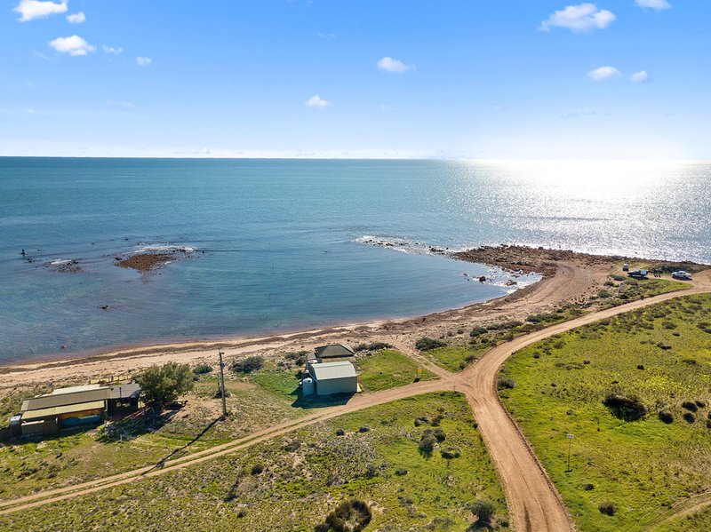 Photo - 25 Myponie Point So Drive, Wallaroo SA 5556 - Image 10