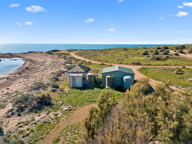 Photo - 25 Myponie Point So Drive, Wallaroo SA 5556 - Image 25