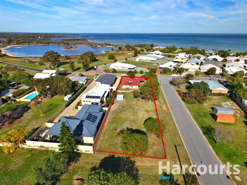 Photo - 25 Nairn Road, Coodanup WA 6210 - Image 19