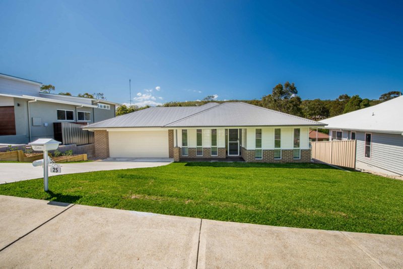 25 Nandu Boulevarde , Corlette NSW 2315