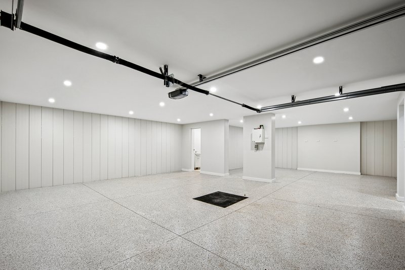 Photo - 25 Narelle Crescent, Greenacre NSW 2190 - Image 3