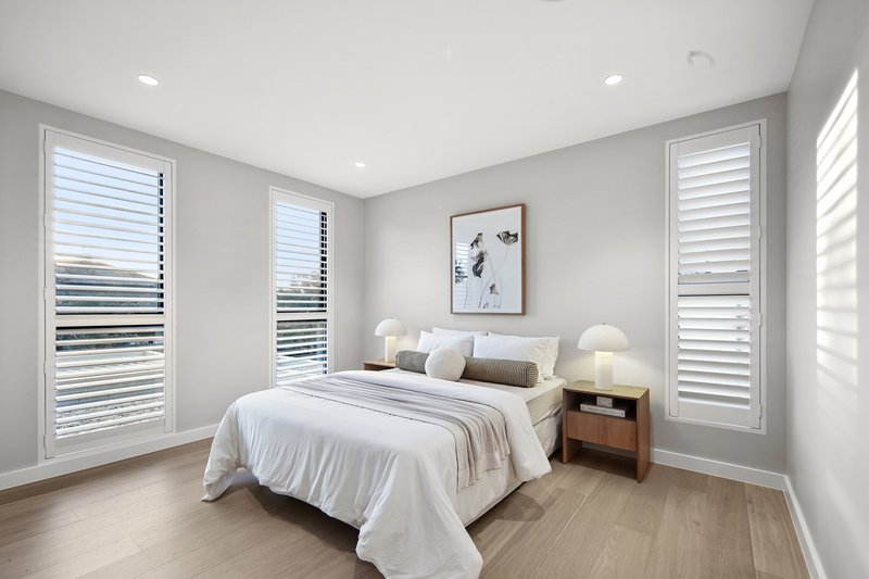 Photo - 25 Narelle Crescent, Greenacre NSW 2190 - Image 11