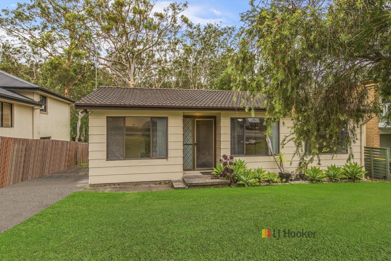 Photo - 25 Narrunga Avenue, Buff Point NSW 2262 - Image 2