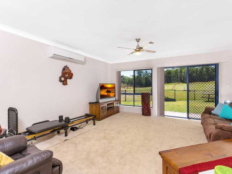 Photo - 25 Nature Valley Crt , Tallai QLD 4213 - Image 5