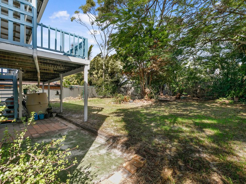 Photo - 25 Newfield Street, Sunrise Beach QLD 4567 - Image 9