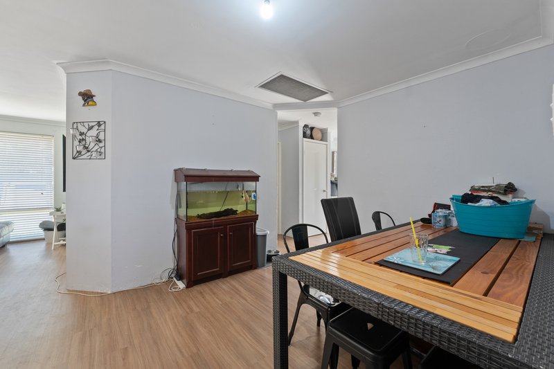 Photo - 25 Nightingale Way, Warnbro WA 6169 - Image 16