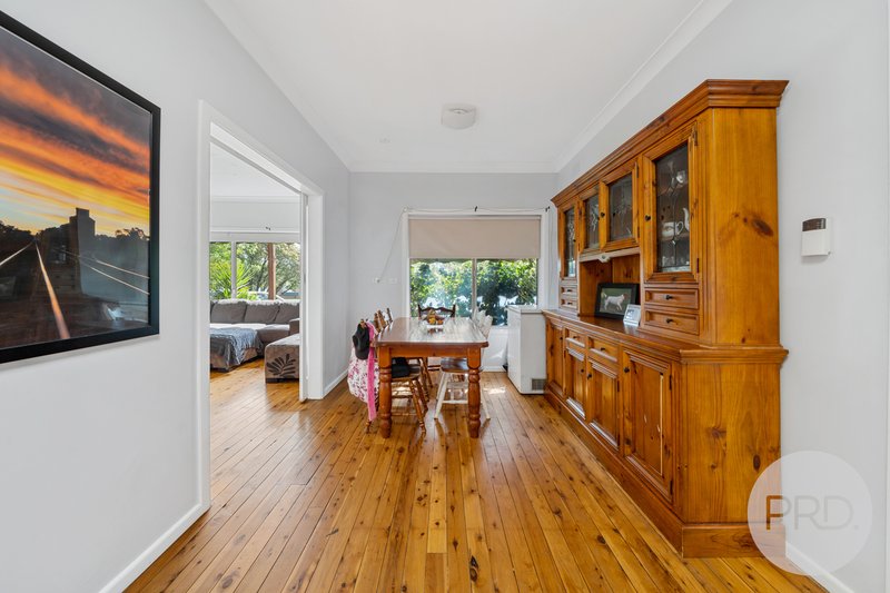 Photo - 25 Nixon Crescent, Tolland NSW 2650 - Image 3