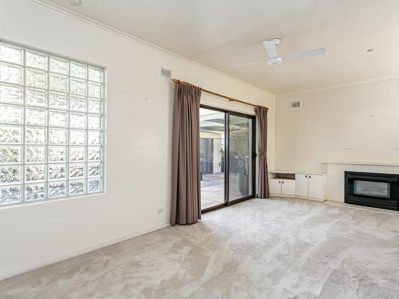 Photo - 25 Nixon Street, Marion SA 5043 - Image 4