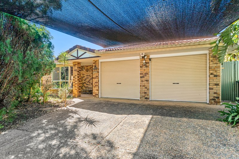 Photo - 25 Noosa Court, Hillcrest QLD 4118 - Image 2