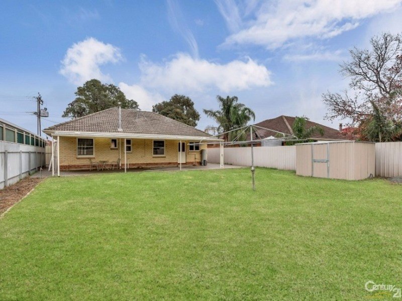 Photo - 25 Norman Street, Findon SA 5023 - Image 7