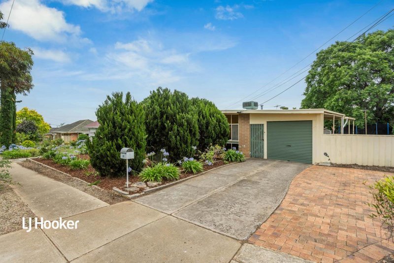 25 Normandy Avenue, Para Hills SA 5096