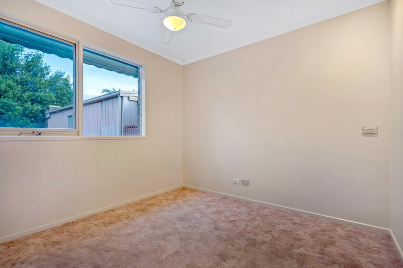 Photo - 25 Northleigh Avenue, Craigieburn VIC 3064 - Image 11