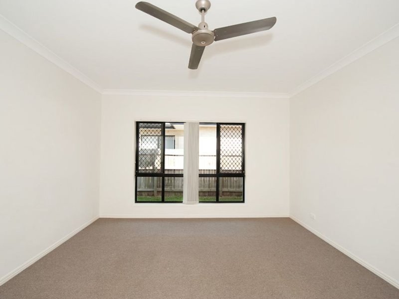 Photo - 25 Numbat Street, North Lakes QLD 4509 - Image 7