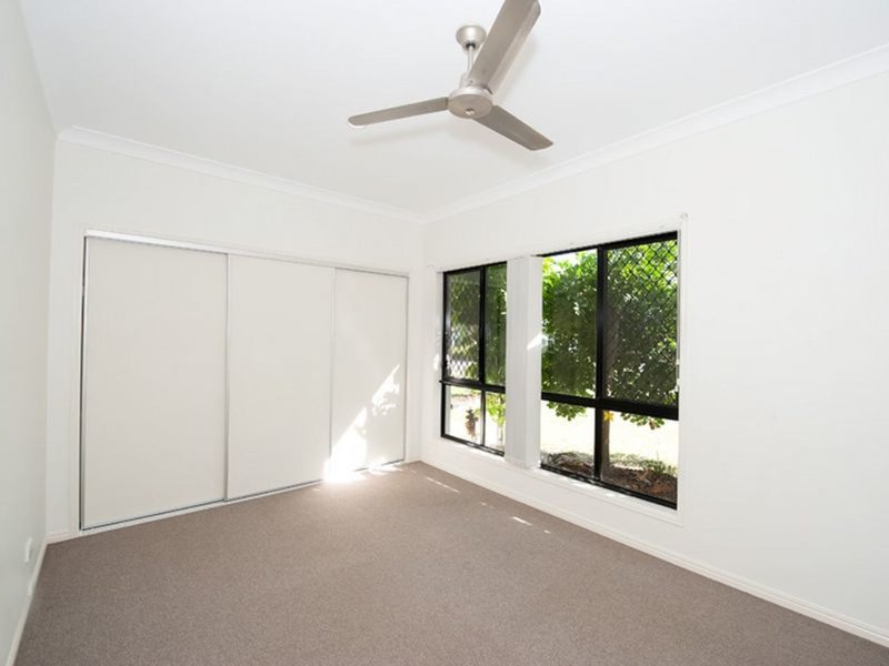 Photo - 25 Numbat Street, North Lakes QLD 4509 - Image 13