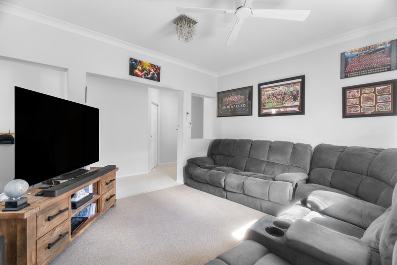 Photo - 25 Numbat Street, North Lakes QLD 4509 - Image 4