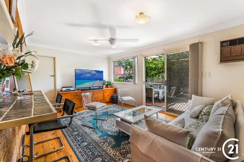 Photo - 25 Nundle Street, Smithfield NSW 2164 - Image 8