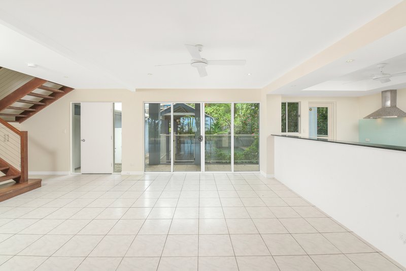 Photo - 25 Oak Street, Oak Beach QLD 4877 - Image 6