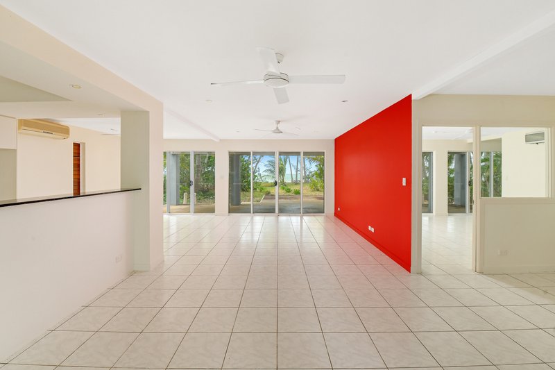 Photo - 25 Oak Street, Oak Beach QLD 4877 - Image 8