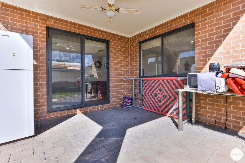 Photo - 25 Oasis Boulevard, Mildura VIC 3500 - Image 14