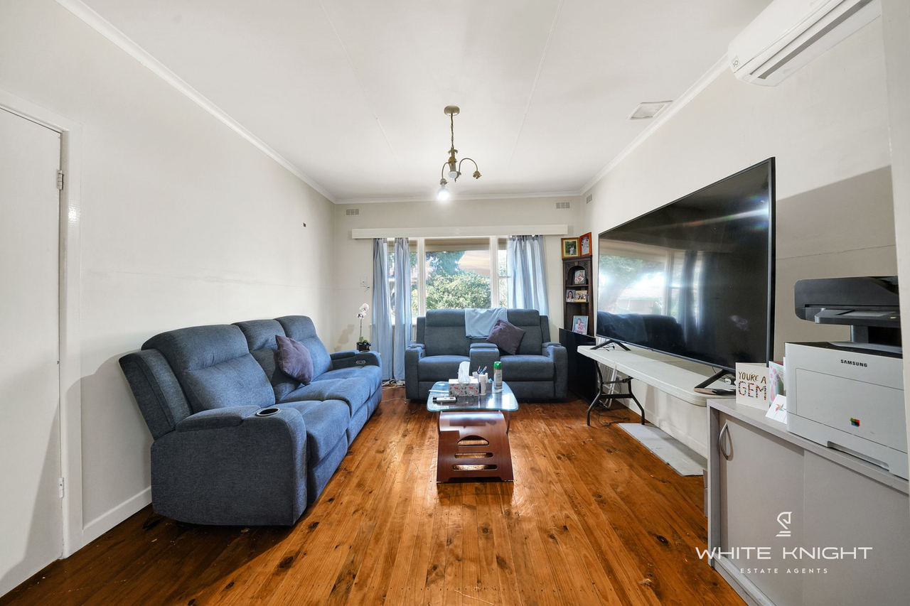 3-bedroom house at 25 OBERON AVENUE, St Albans VIC 3021, , Victoria