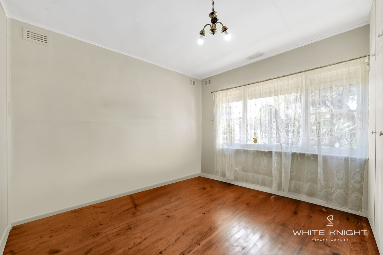 3-bedroom house at 25 OBERON AVENUE, St Albans VIC 3021, , Victoria